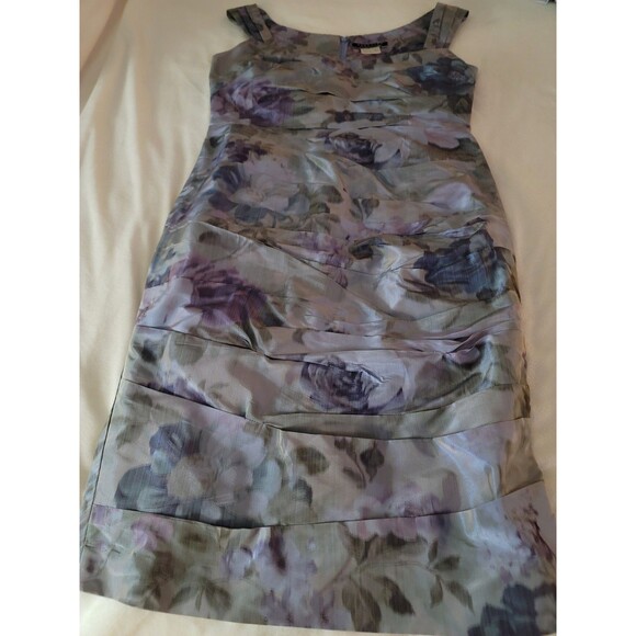 Peruvian Connection Cocktail Dress  Size 4  Gray/Lavender  Sleek Figure-Skimming - Picture 12 of 12